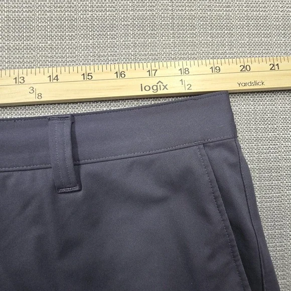 Rhone Shorts Mens 38 Gray Chino Performance 8 Inseam Casual Summer Golf - Picture 5 of 9